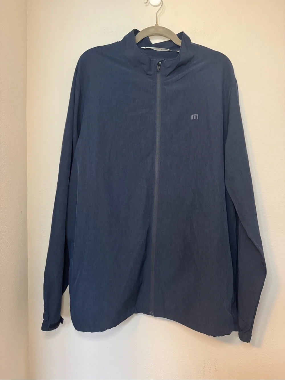 Travis Mathew golf windbreaker